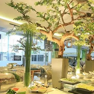 **** Hotel Ace And Philippines